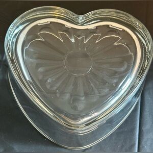 Vintage Libbey heart shaped glass trinket or candy dish , collectible